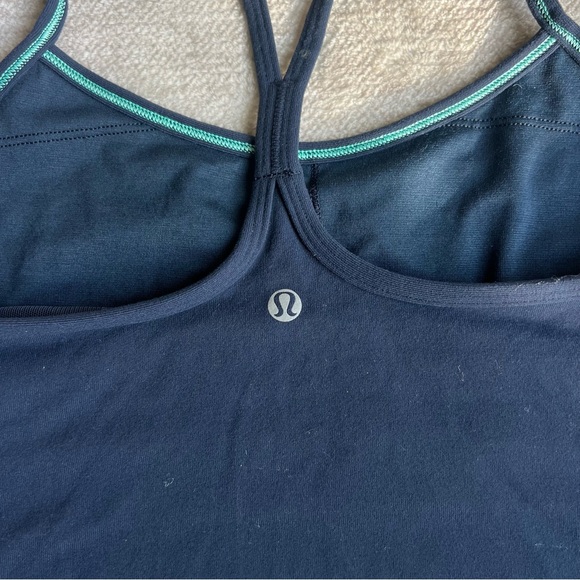 Lululemon Athletica Power Y Tank Size 6 - Picture 5 of 6